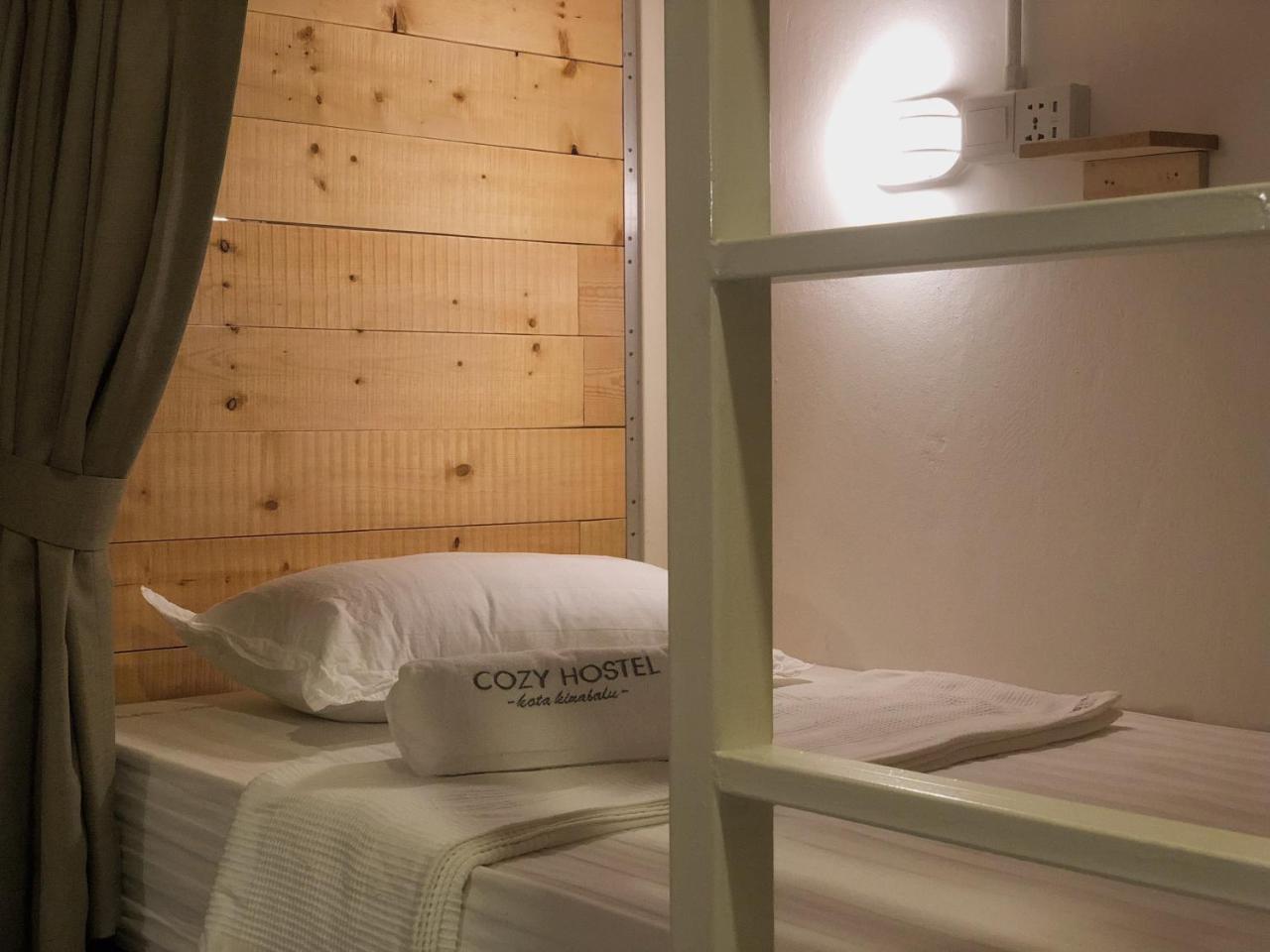 Cozy Hostel Kampong Sembulan Εξωτερικό φωτογραφία