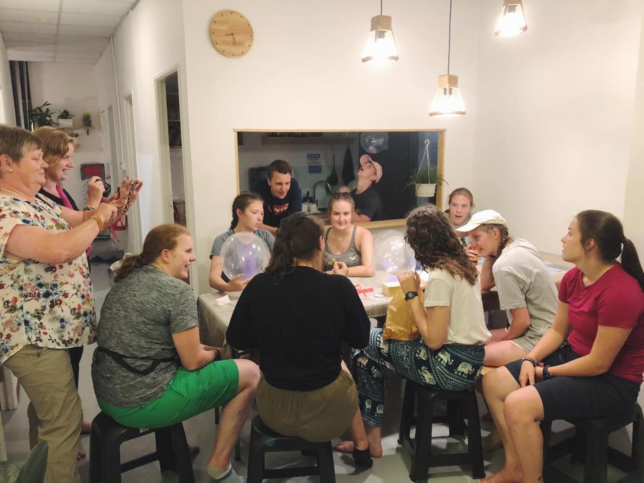 Cozy Hostel Kampong Sembulan Εξωτερικό φωτογραφία